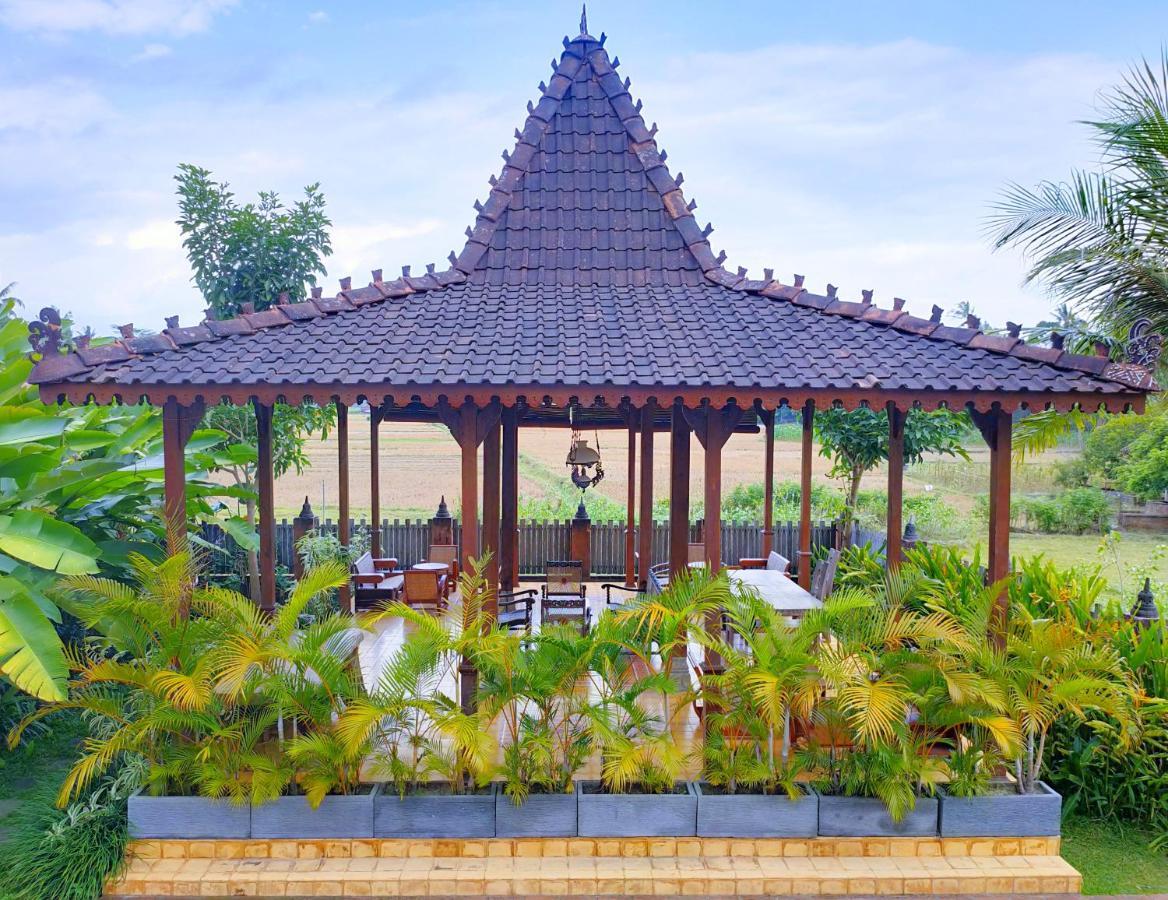 The Amrta Borobudur Muntilan Exterior foto